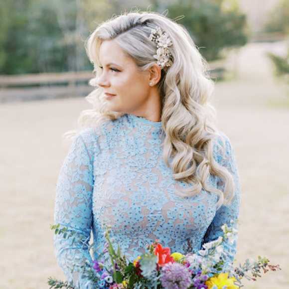 Meet your Posher, Stefanie - Picture 1 of 1